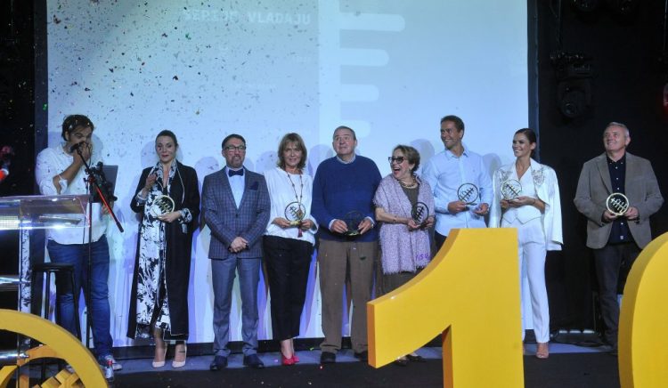 DODELOM NAGRADA U DOMU OMLADINE ZAVRŠEN 10. FEDIS: Senke najbolje, Vetar najgledaniji (VIDEO)