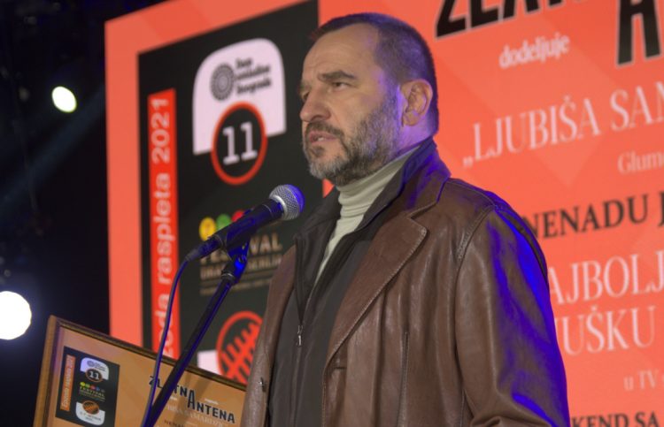 ZLATNA ANTENA „LJUBIŠA AMARDŽIĆ“ ZA NAJBOLJU GLAVNU MUŠKU ULOGU GLUMCU NENADU JEZDIĆU