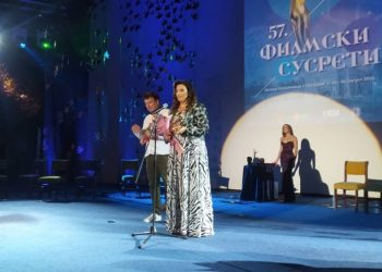 NAJPOPULARNIJI GLUMAČKI PAR: Uručena „Zlatna antena“ Milici Milši i Vladanu Saviću (FOTO)