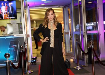 Jovana Stojiljković u crnom odelu napravila pometnju u Beogradu, a cipele su jednom rečju – bomba